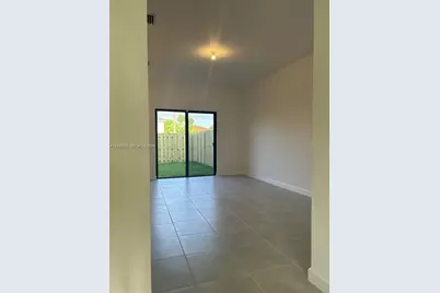 28481 SW 132nd Ct, Homestead, FL 33033 - Photo 10