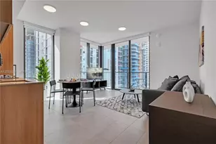121 NE 5th St, Miami, FL 33132 - Photo 4