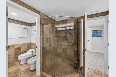 1455 Ocean Dr #704, Miami Beach, FL 33139 - Photo 24