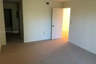 10852 N Kendall Dr, Miami, FL 33176 - Photo 2