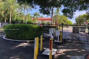 10852 N Kendall Dr, Miami, FL 33176 - Photo 10