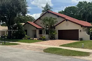 3160 Peachtree Cir, Davie, FL 33328 - Photo 1
