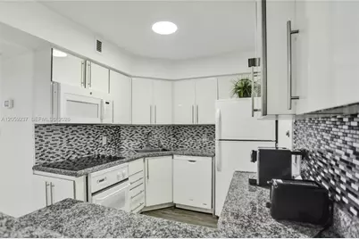 [Address not provided], Miami Beach, FL 33140 - Photo 34
