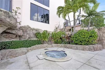 [Address not provided], Miami Beach, FL 33140 - Photo 32