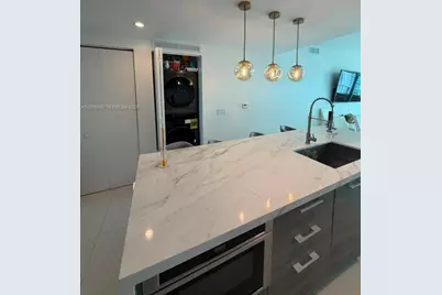 650 NE 32nd St #3405, Miami, FL 33137 - Photo 2
