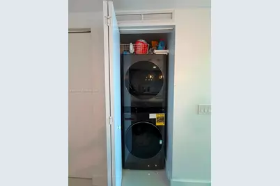 650 NE 32nd St #3405, Miami, FL 33137 - Photo 6