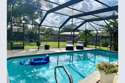 4116 Taft St, Hollywood, FL 33021 - Photo 1