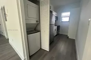 638 SW 21st Ave, Miami, FL 33135 - Photo 16