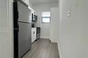 638 SW 21st Ave, Miami, FL 33135 - Photo 8