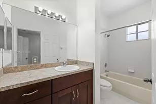 7929 Tuscany Dr, Tamarac, FL 33321 - Photo 18