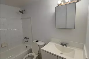 291 NW 177th St, Miami Gardens, FL 33169 - Photo 10