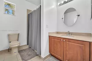4983 W Madison Lakes Cir W, Davie, FL 33328 - Photo 24