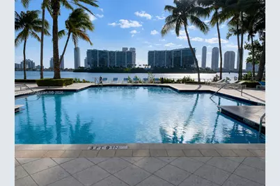 3105 NE 184th St #7102, Aventura, FL 33160 - Photo 18