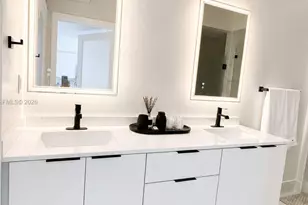 3105 NE 184th St, Aventura, FL 33160 - Photo 12