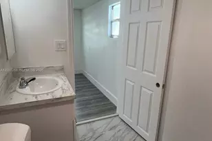 1999 NW 2nd St, Miami, FL 33125 - Photo 18