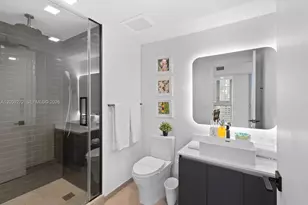 227 NE 2nd St, Miami, FL 33132 - Photo 12