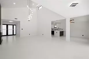 1543 SW 1st Ave, Boca Raton, FL 33432 - Photo 8