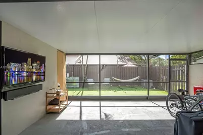 1551 NW 98th Way, Pembroke Pines, FL 33024 - Photo 24