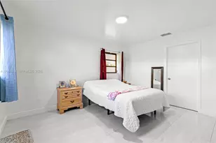 364 NW 17th Ct, Homestead, FL 33030 - Photo 12