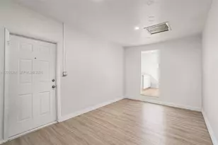 364 NW 17th Ct, Homestead, FL 33030 - Photo 18