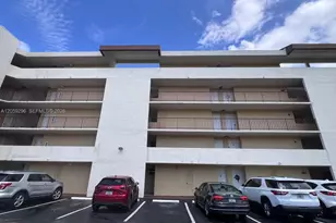 8870 Fontainebleau Blvd, Miami, FL 33172 - Photo 2