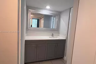 8870 Fontainebleau Blvd, Miami, FL 33172 - Photo 8