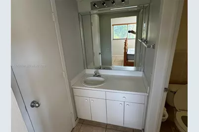 7400 Miami Lakes Dr #D206, Miami Lakes, FL 33014 - Photo 12