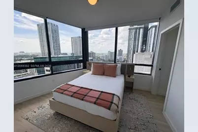 225 N Miami Ave #2602, Miami, FL 33128 - Photo 2