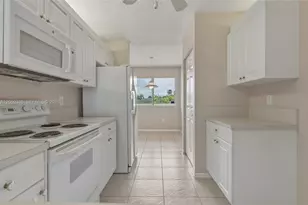 7751 Southampton Terrace, Tamarac, FL 33321 - Photo 8