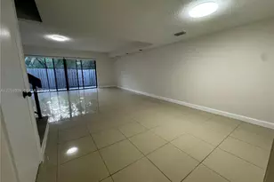 16498 NE 26th Ave, North Miami Beach, FL 33160 - Photo 18