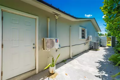 232 SW 102nd Ave, Sweetwater, FL 33174 - Photo 38