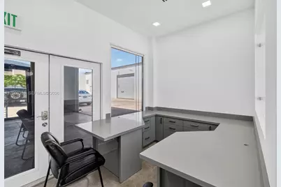 4029 NW 25th St, Miami, FL 33142 - Photo 16