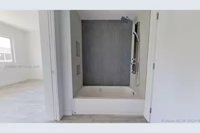 [Address not provided], Miami Beach, FL 33141 - Photo 12