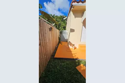 156 NW 88th St, El Portal, FL 33150 - Photo 16
