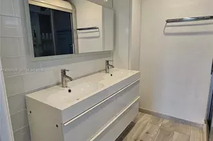 1732 NE 50th St, Pompano Beach, FL 33064 - Photo 16