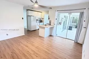 7940 NW 9th St, Margate, FL 33063 - Photo 6