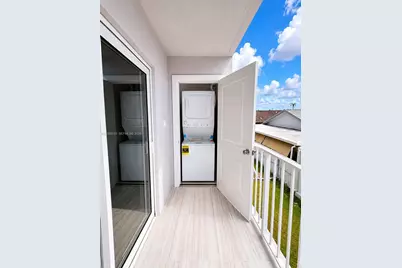 2750 W 76th St #203, Hialeah, FL 33016 - Photo 6