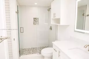 2750 W 76th St, Hialeah, FL 33016 - Photo 16