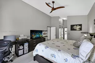 15982 NW 12th Ct, Pembroke Pines, FL 33028 - Photo 32