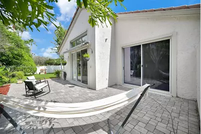 15982 NW 12th Ct, Pembroke Pines, FL 33028 - Photo 52