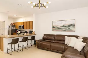 132 SE 28th Pl, Homestead, FL 33033 - Photo 2