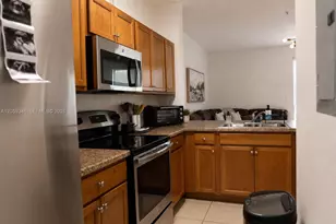 132 SE 28th Pl, Homestead, FL 33033 - Photo 6