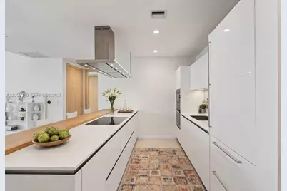 1000 Brickell #PH6106, Miami, FL 33131 - Photo 14