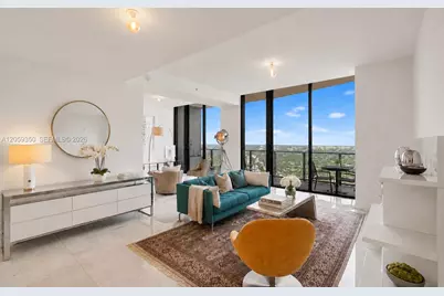 1000 Brickell #PH6106, Miami, FL 33131 - Photo 2