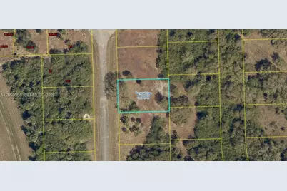 621 Trumpet Dr, Labelle, FL 33935 - Photo 2