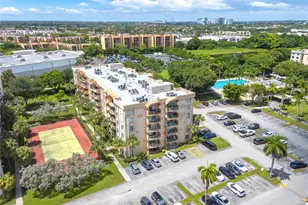 9320 Fontainebleau Blvd, Miami, FL 33172 - Photo 26