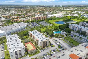 9320 Fontainebleau Blvd, Miami, FL 33172 - Photo 28