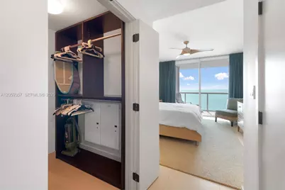 6799 Collins Ave #1603, Miami Beach, FL 33141 - Photo 16