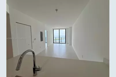 501 NE 31st St #2005, Miami, FL 33137 - Photo 4