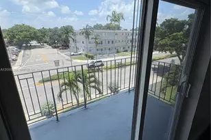 13285 NE 6th Ave, North Miami, FL 33161 - Photo 6
